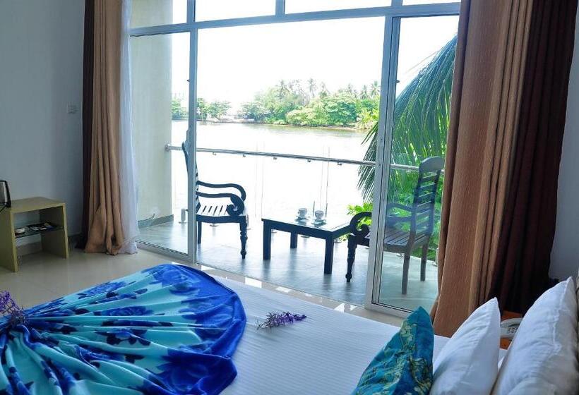 اتاق استاندارد با بالکن, Amber House Lanka