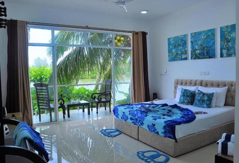 اتاق استاندارد با بالکن, Amber House Lanka