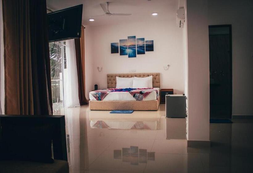سوئیت با بالکن, Amber House Lanka