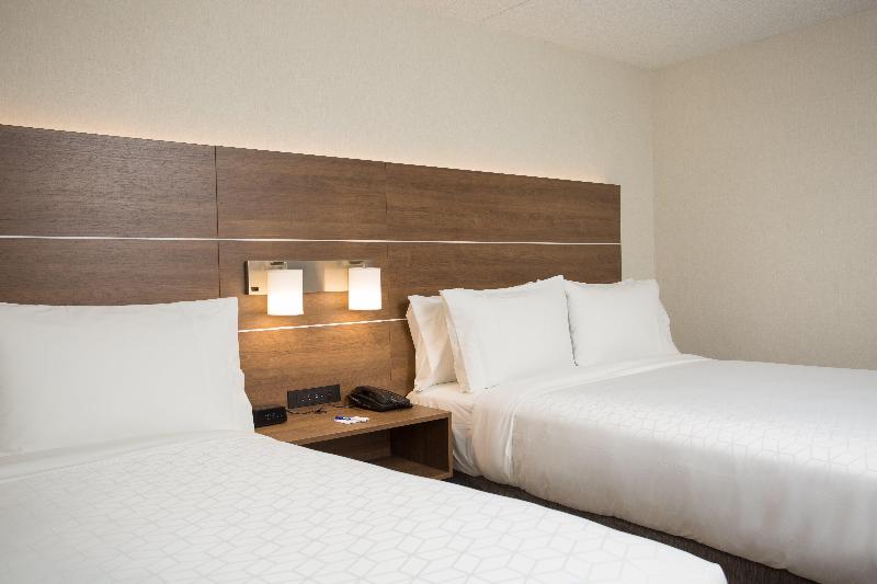 اتاق استاندارد با تخت دو نفره بزرگ, Holiday Inn Express Chelmsford, An Ihg