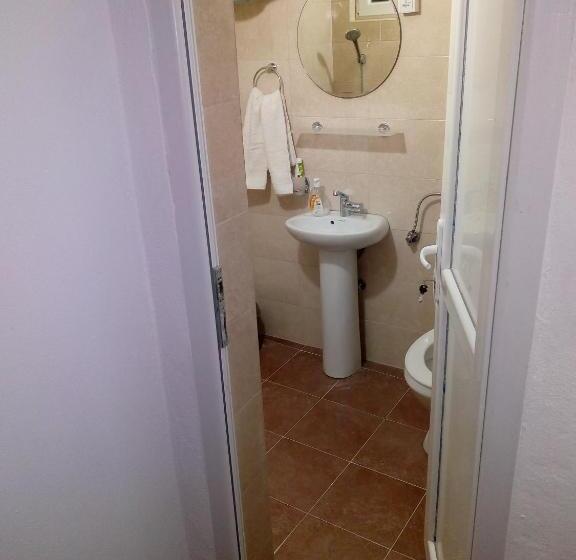 اتاق استاندارد, Airport Home Radinovic