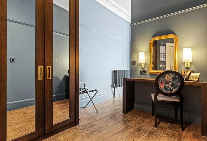 اتاق سوپریور با تخت بزرگ, St Martins Lodge