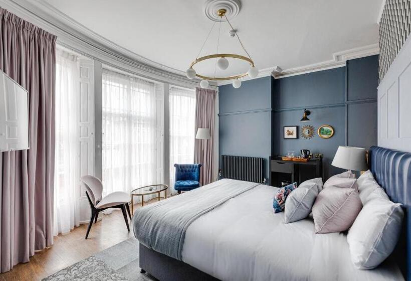 اتاق سوپریور با تخت بزرگ, St Martins Lodge