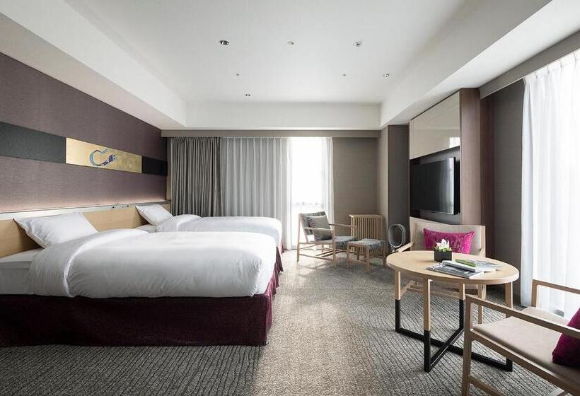 家庭间, Cross Hotel Kyoto