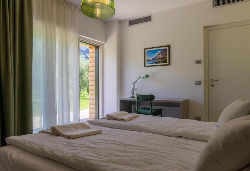 سوییت با چشمانداز باغ, O_live Agriresort