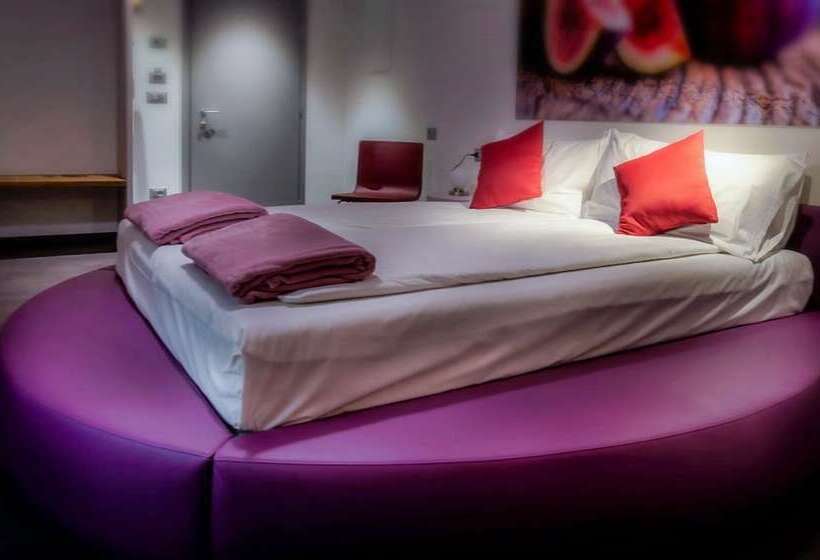 اتاق لوکس, O_live Agriresort