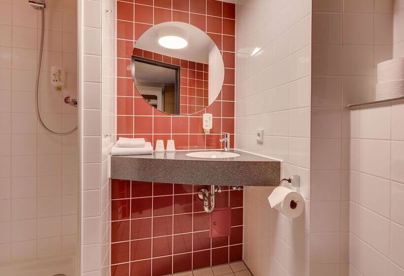 اتاق استاندارد, B&b Hotel Bremerhaven