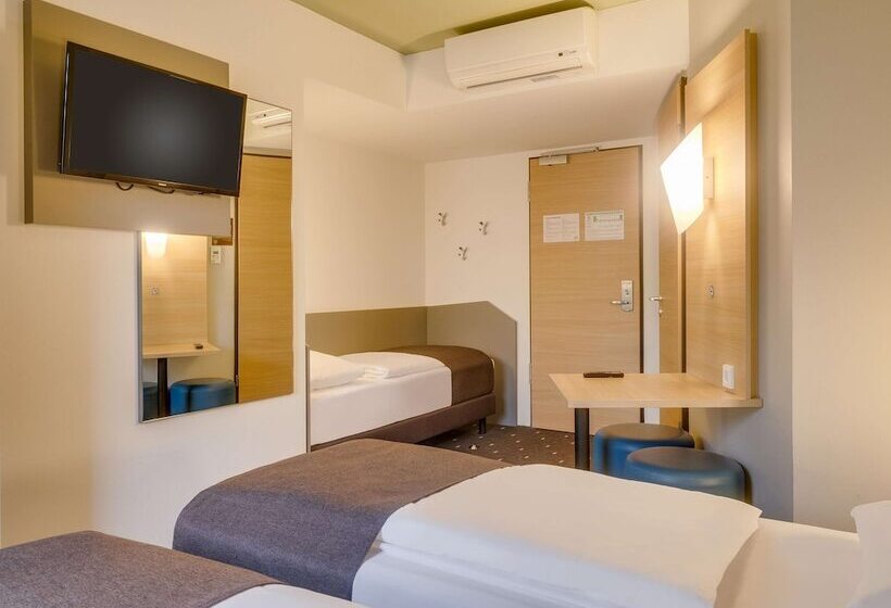 اتاق استاندارد سه نفره, B&b Hotel Bremerhaven