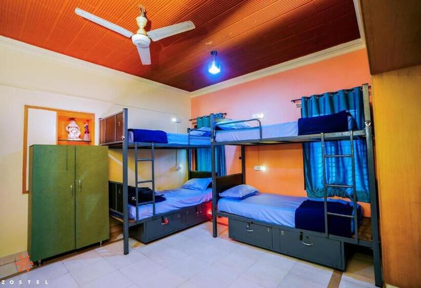 تختخواب در اتاق مشترک, Zostel Mysore
