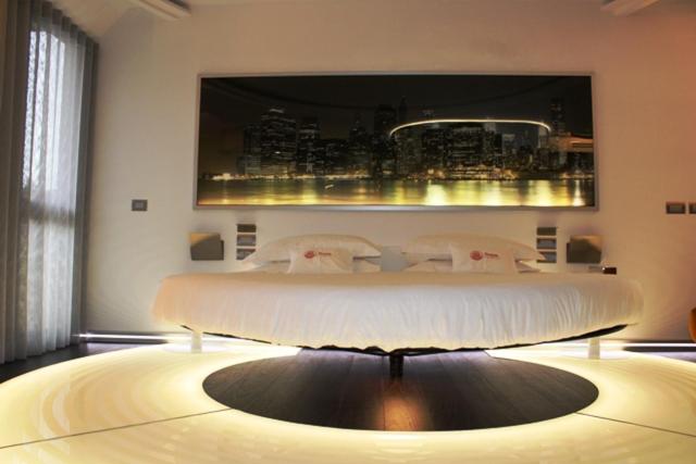 سوییت لوکس, Domus Grand