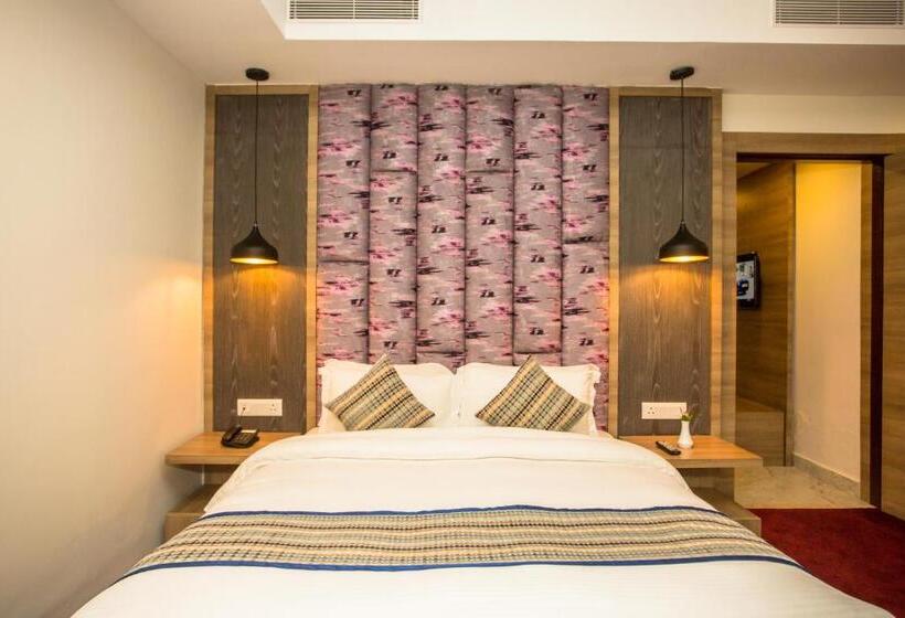 سوئیت با تخت بزرگ, Siddhartha, Nepalgunj