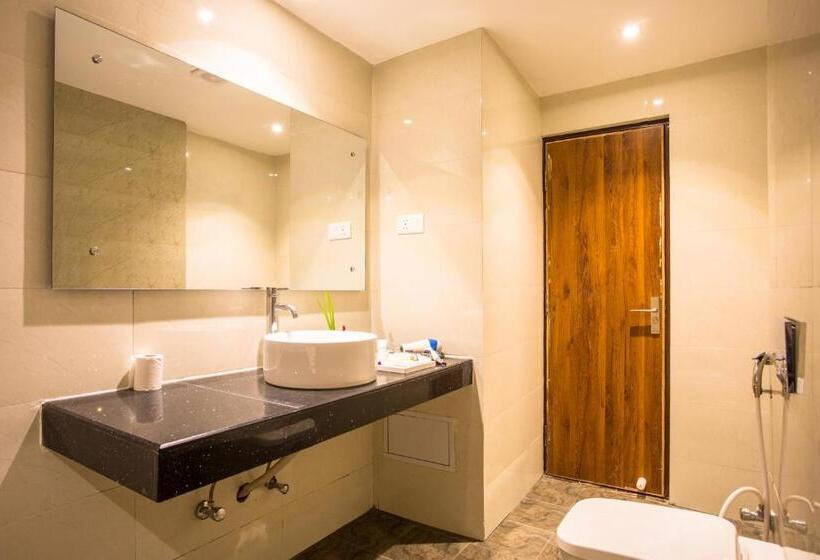 سوئیت با تخت بزرگ, Siddhartha, Nepalgunj