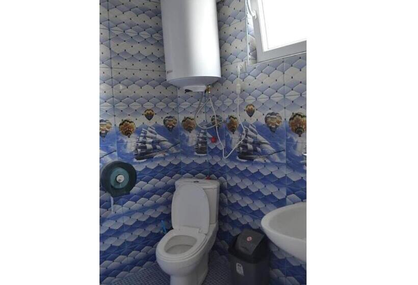 اتاق سه نفره دلوکس با چشم‌انداز دریا, Kvariati Beach Guesthouse Levaniko