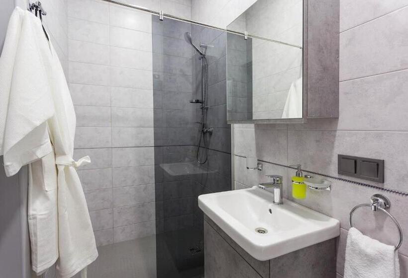 آپارتمان لوکس 1 خوابه, Aparthotel Sumskaya Apartments