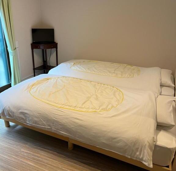 اتاق استاندارد سه نفره, Koyasan Guest House Tommy