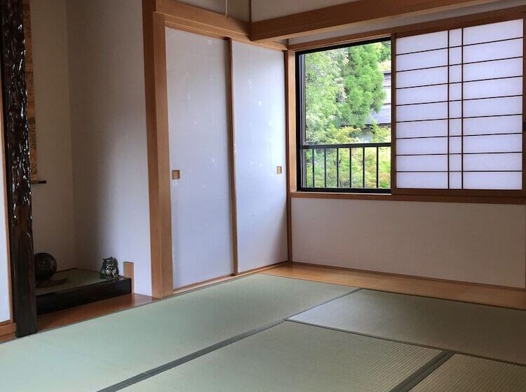 اتاق استاندارد, Koyasan Guest House Tommy