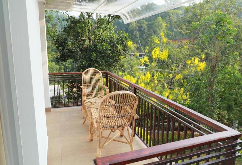 اتاق استاندارد با بالکن, Coffee And Pepper Plantation Homestay