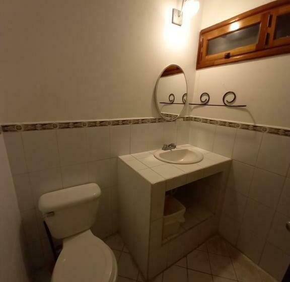 اتاق استاندارد, Oasis Hostel