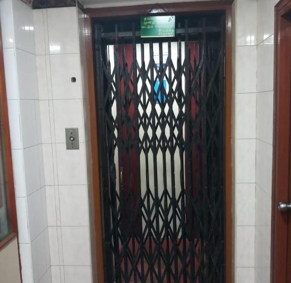 اتاق اکونومی یک تخته, Perfect Guest House