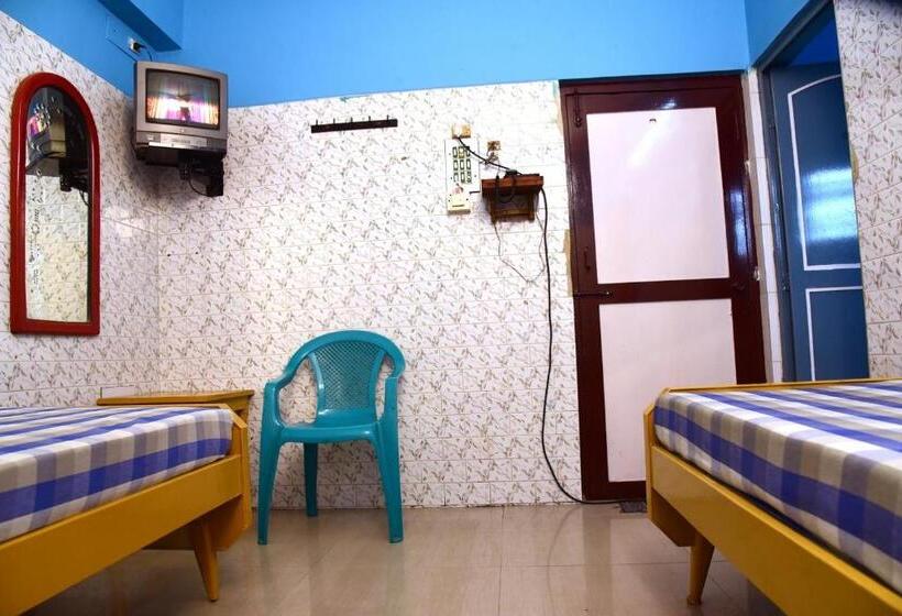 اتاق لوکس سه تخته, Perfect Guest House