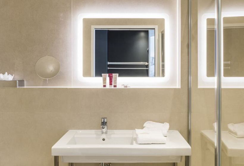 اتاق سوپریور با بالکن, Mercure Hotel & Spa Bastia Biguglia