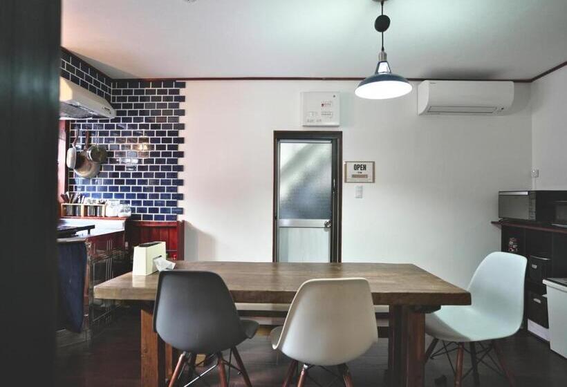 ویلای 1 خوابه, Hostel Knot