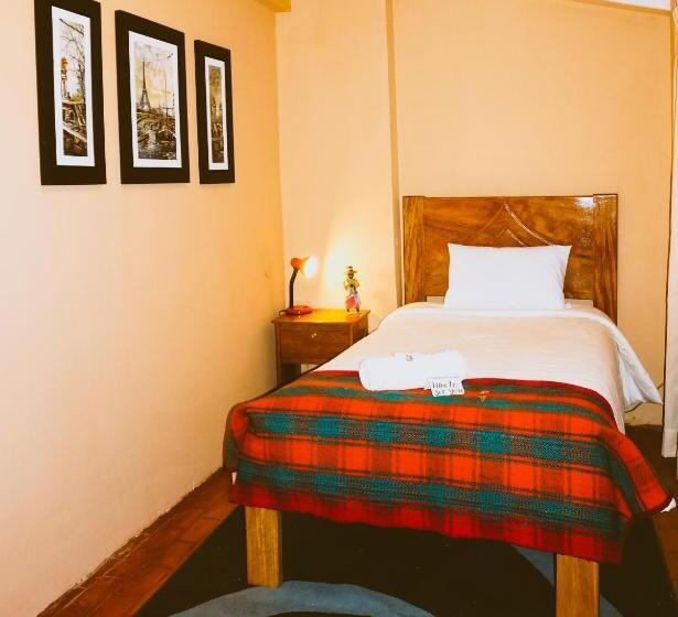 اتاق استاندارد یک تخته با سرویس بهداشتی مشترک, Eco Aventura Hostel Cusco
