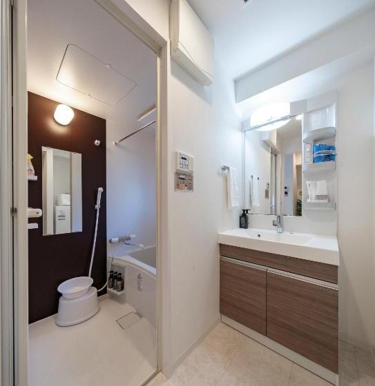 آپارتمان سوپریور 1 خوابه, Meet Me Umeda Nishi