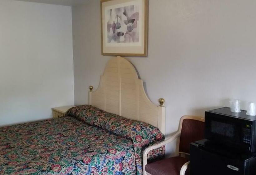 اتاق استاندارد با تخت بزرگ, Redwood Inn Willits