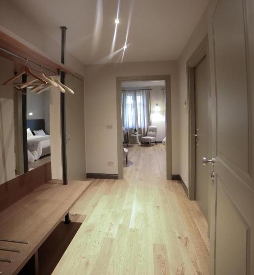 Superior room with lake view, Locanda Ferro Uno, Golf Città Di Asti