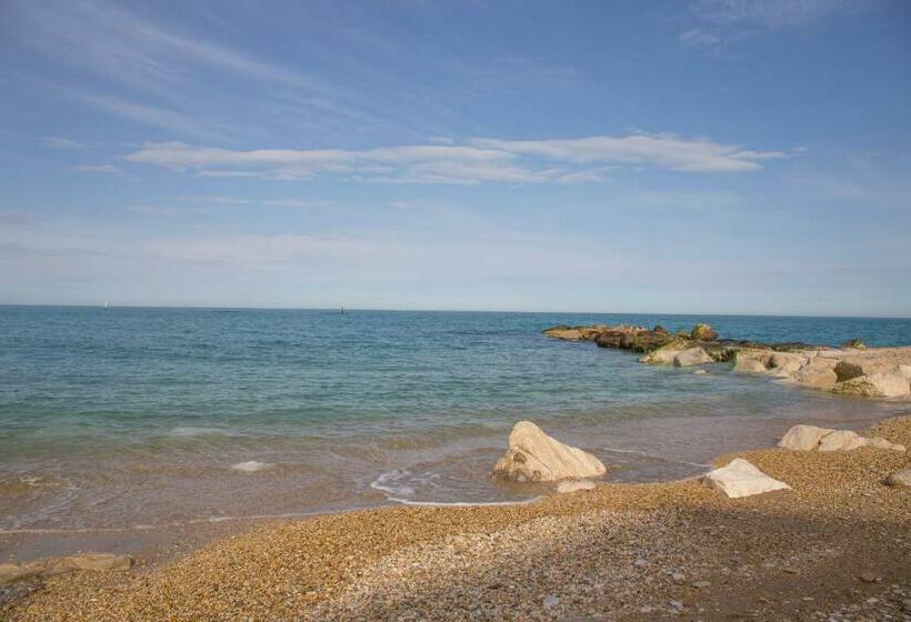 اتاق استاندارد, Rooms A Due Passi Dal Mare