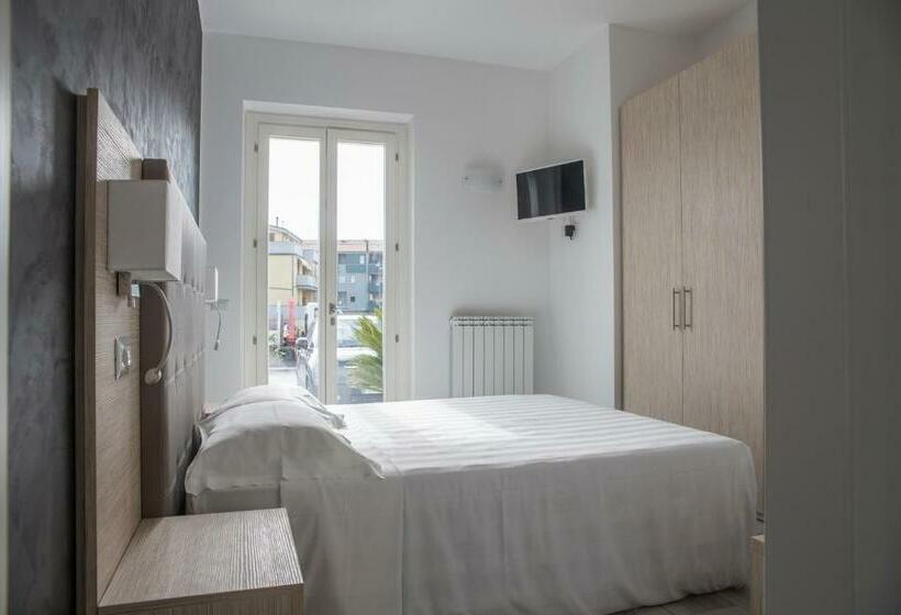اتاق استاندارد, Rooms A Due Passi Dal Mare