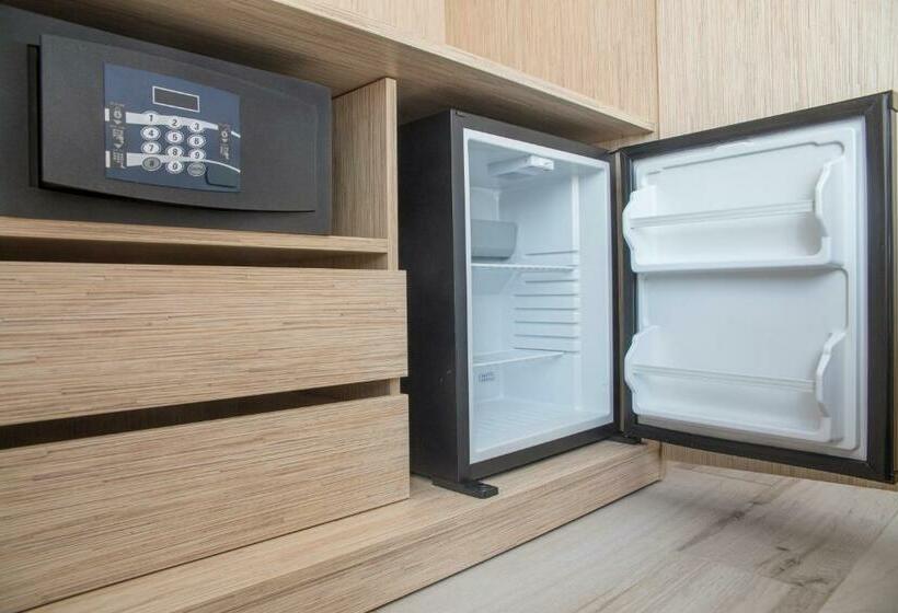 اتاق استاندارد, Rooms A Due Passi Dal Mare
