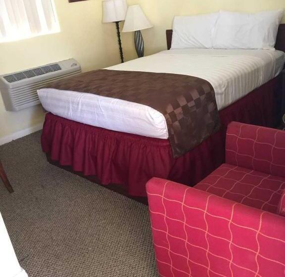 اتاق استاندارد, Europa Inn & Suites