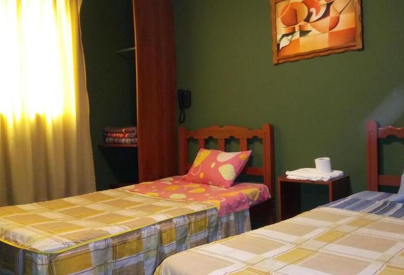 اتاق استاندارد با سرویس بهداشتی مشترک, Hostal Residencial Mochica