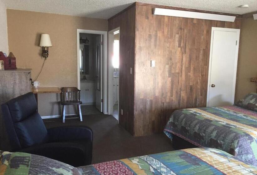 اتاق استاندارد با بالکن, Rocky Mountain Lodge