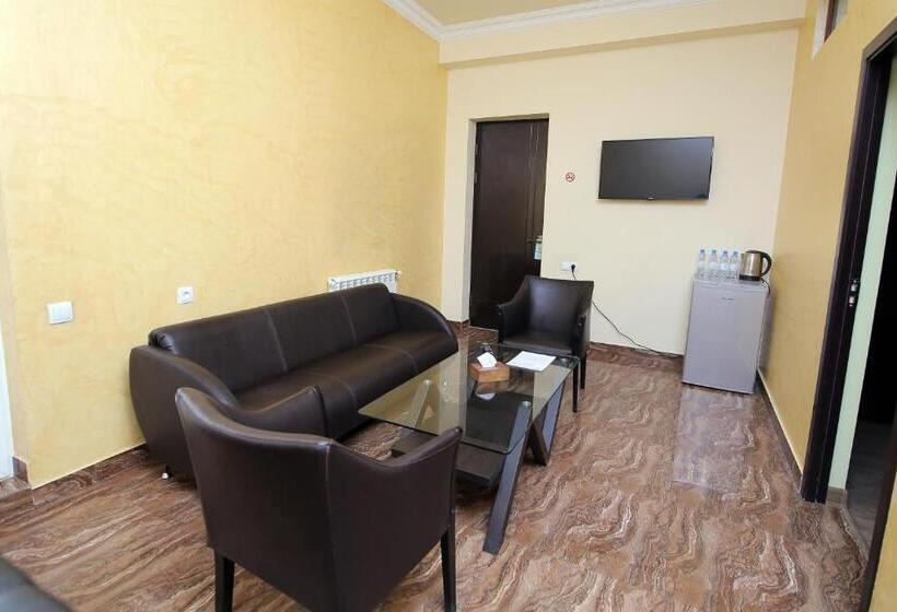 سوییت خانوادگی, Mbm Hotel Yerevan