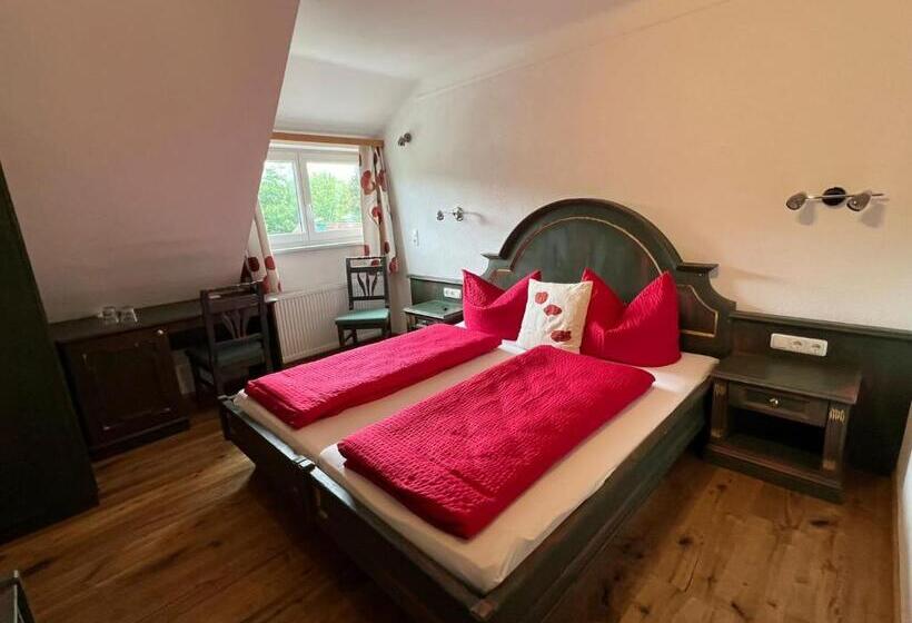 اتاق استاندارد سه نفره, Seebär Velden