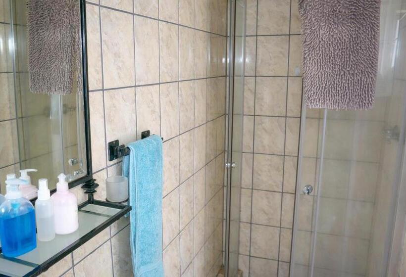 اتاق استاندارد, C Mew Guest House