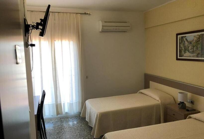 اتاق استاندارد, Hostal Internacional