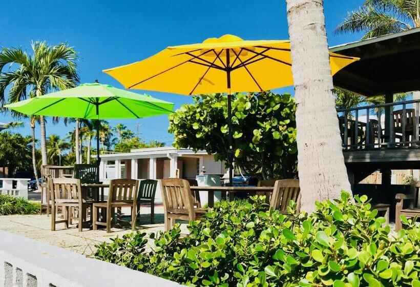 اتاق استاندارد با تخت بزرگ, Harborside Motel & Marina