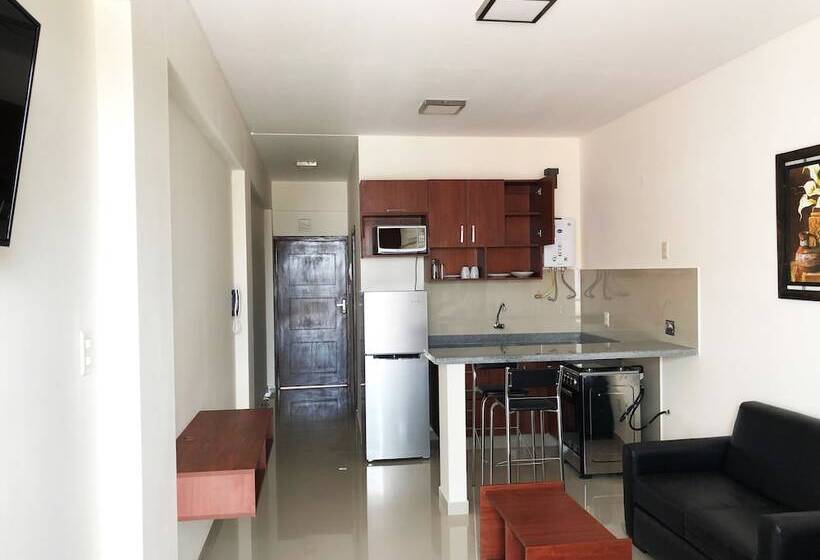 استودیوی استاندارد, Pacifico Apart