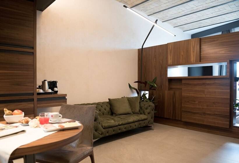 سوییت جونیور, Gasometer Urban Suites