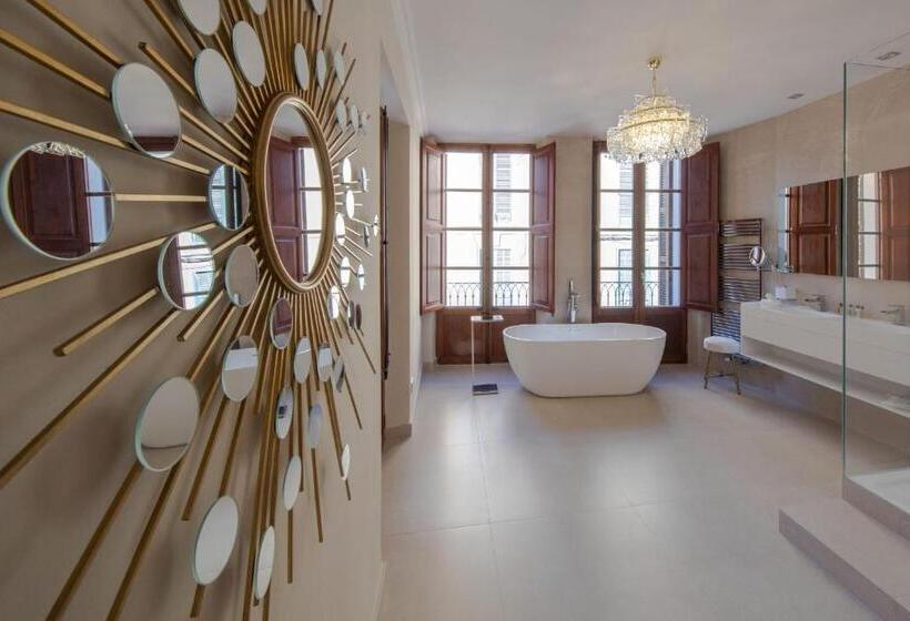 سوییت سوپریور, Palacio Can Marques