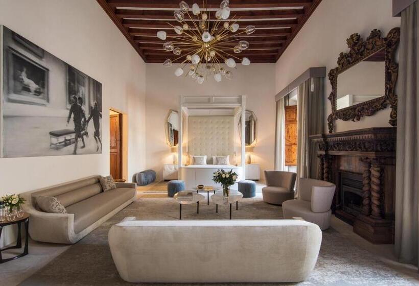سوییت لوکس, Palacio Can Marques