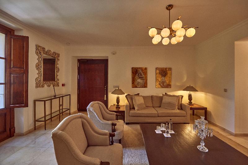 سوییت اجرایی, Palacio Can Marques