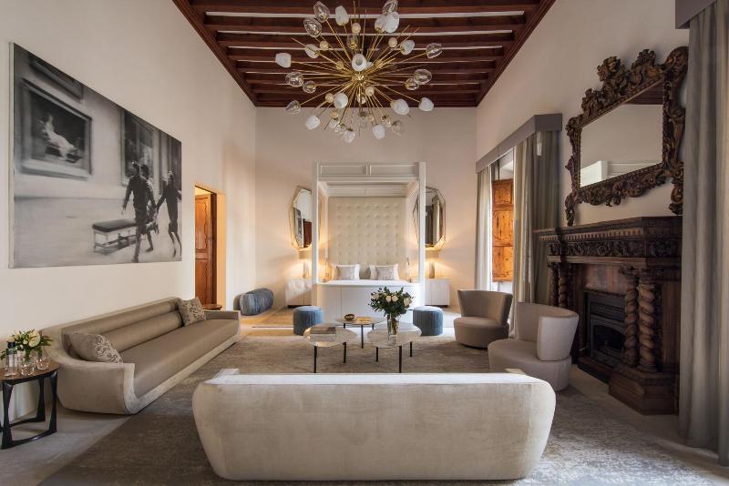سوییت لوکس, Palacio Can Marques