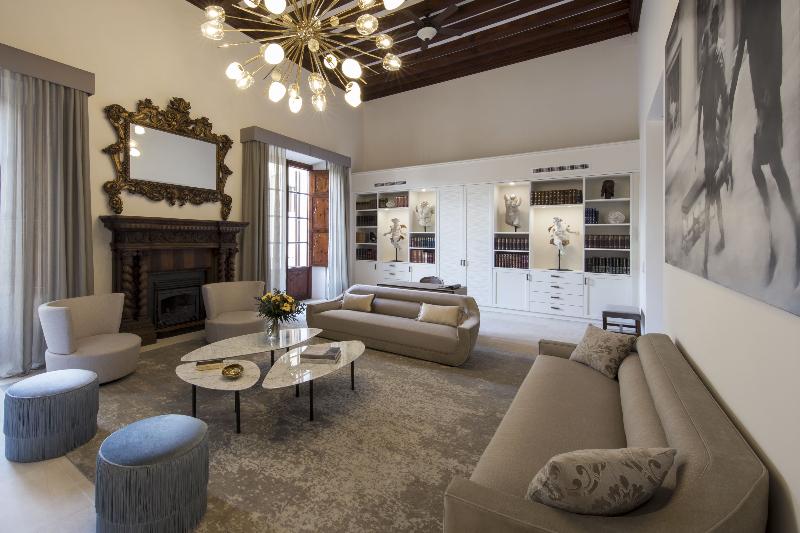 سوییت لوکس, Palacio Can Marques