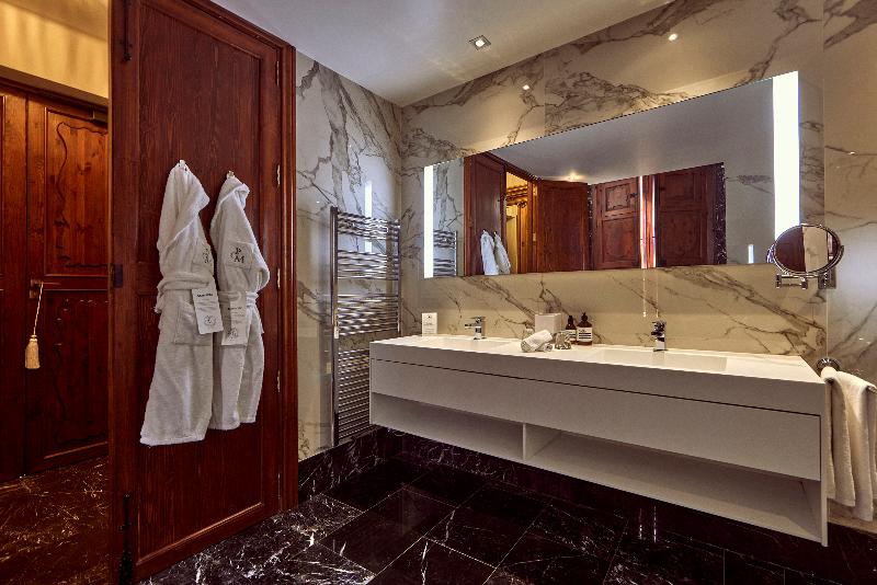 سوییت جونیور لوکس, Palacio Can Marques
