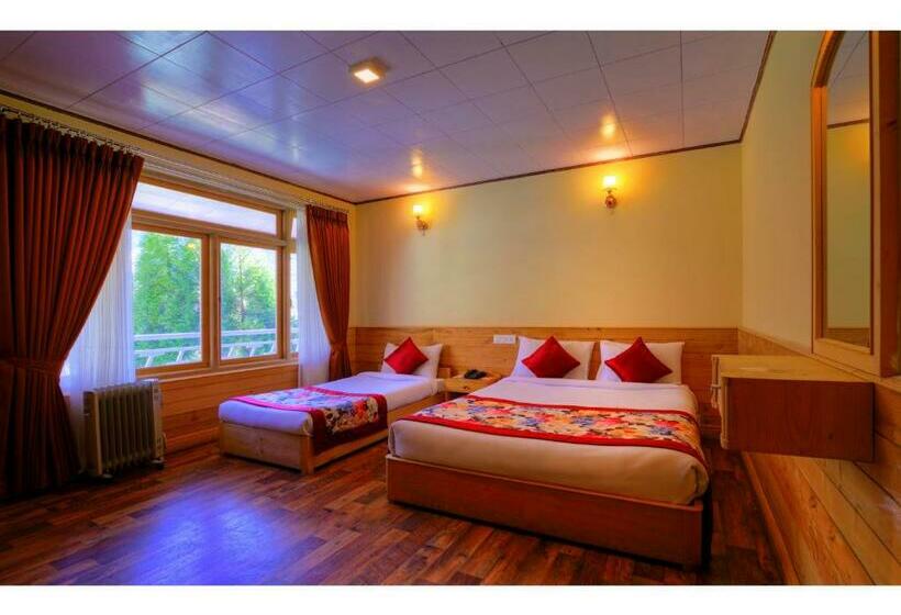 اتاق استاندارد با بالکن, Summit Alpine Resort